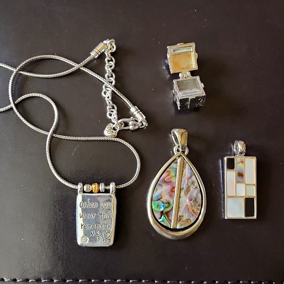 One lot of jewelry pendant and necklace. - Picture 3 of 4